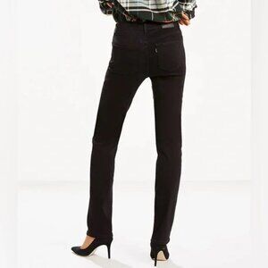 Levi’s 505 Straight Leg Black Jeans Size 6M Classic Casual
W28 L32